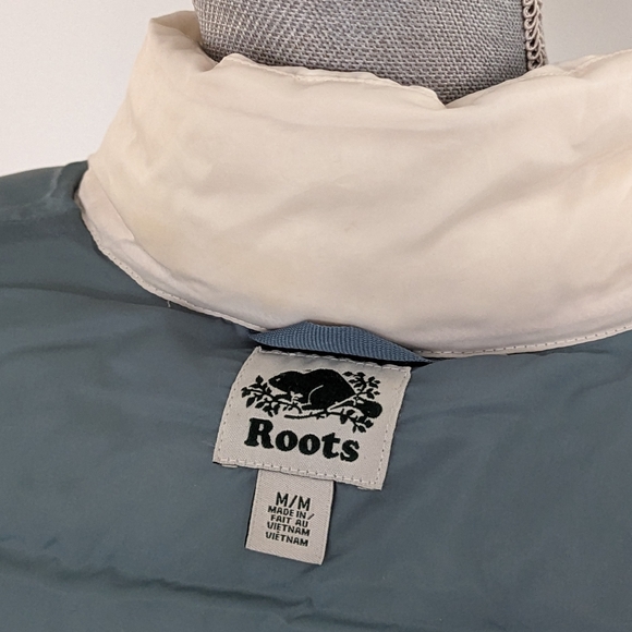 Roots Cream Puffer Vest with Turquoise Detail - Picture 4 of 6
